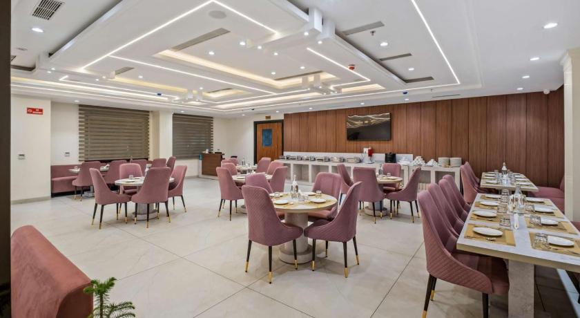 Hotel The Balram - image 15
