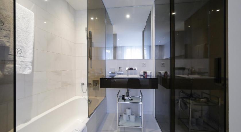 Image of Apartment with Terrace 2
