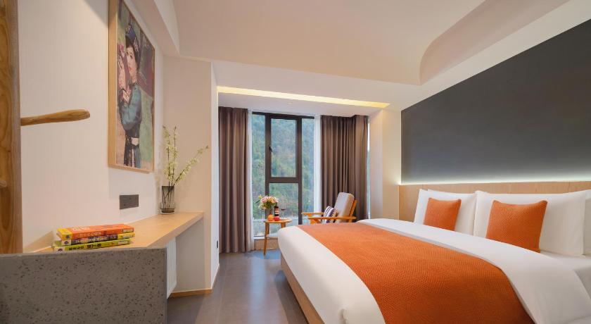 장자제 / 장가계 Zhangjiajie Utopia Hotel-New Hotel,English Speaking Host,Free Shuttle Service to East Gate of forest 호텔 로비