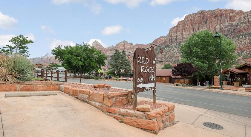 Red Rock Inn Cottages