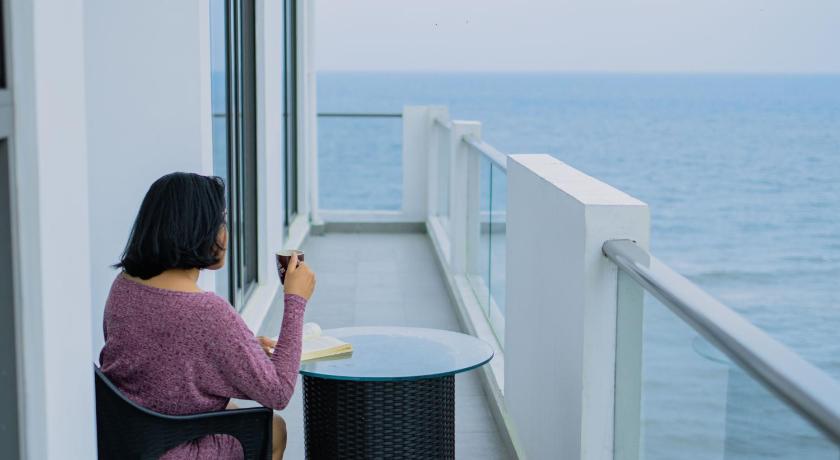 Marine Suites - image 2