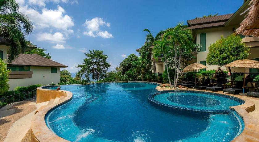 Image of Superior Pool View 3