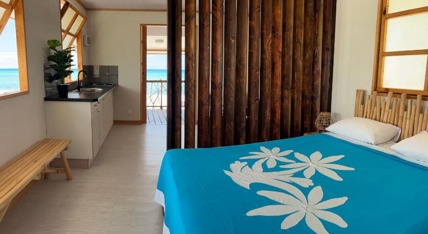 Image of Bungalow with Sea View 0