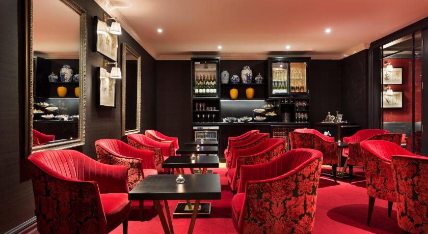 Image of Luxury King Room 6