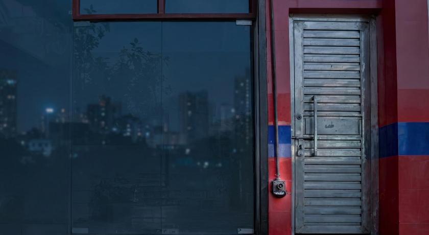 Townhouse Johri Enclave Metro Station Formerly Second Home - image 43