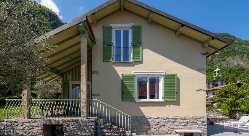 LA DOLCE RIVA Architect Designed Lake Como Cottage