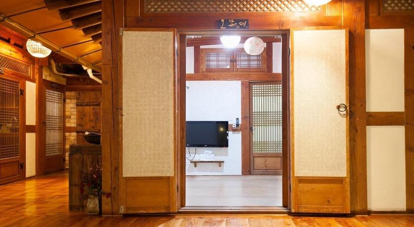 전주 한옥 마을 한옥 고택 부경당