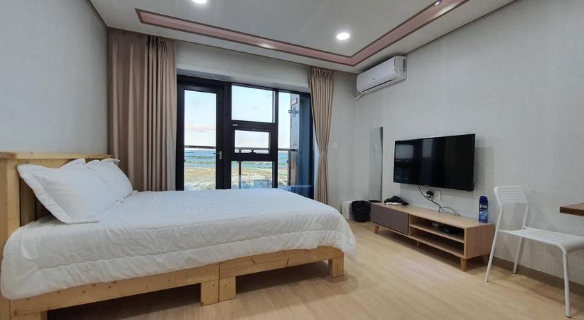 Image of King Room 3