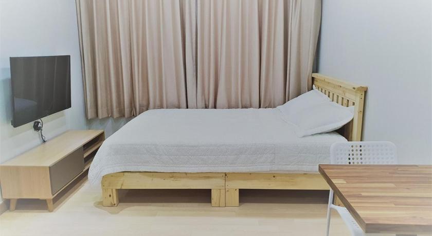Image of King Room 13