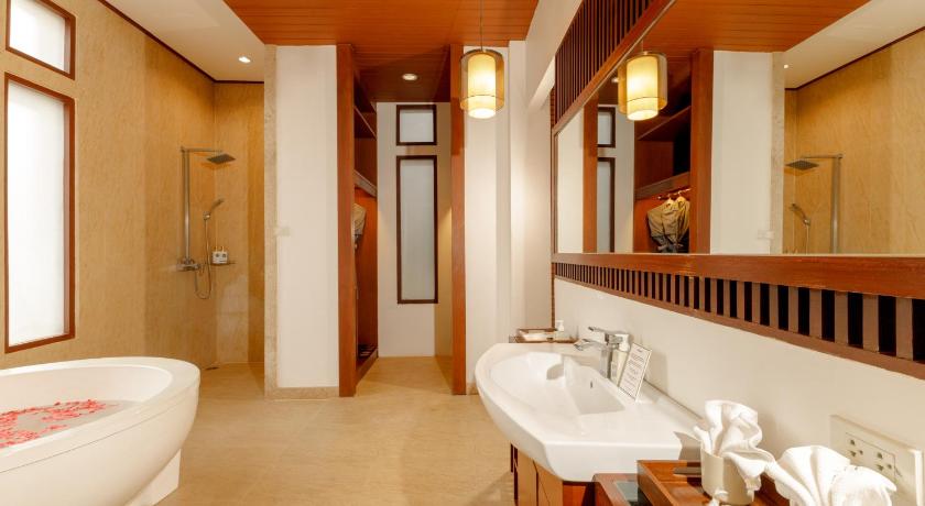 Image of jacuzzi villa 9