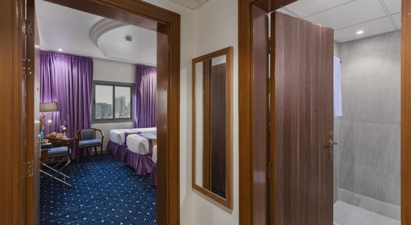 Image of Triple Room 14