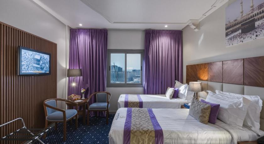Image of Triple Room 0