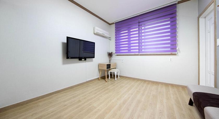 Image of Double Room 4