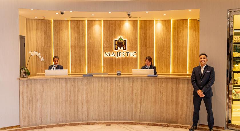 Majestic Central Hotel - image 3