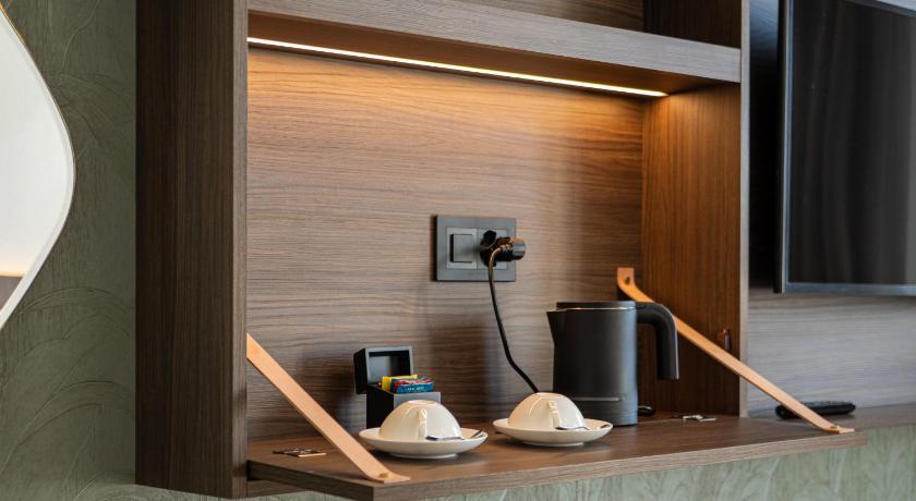 Image of Executive Room with Lake View 14