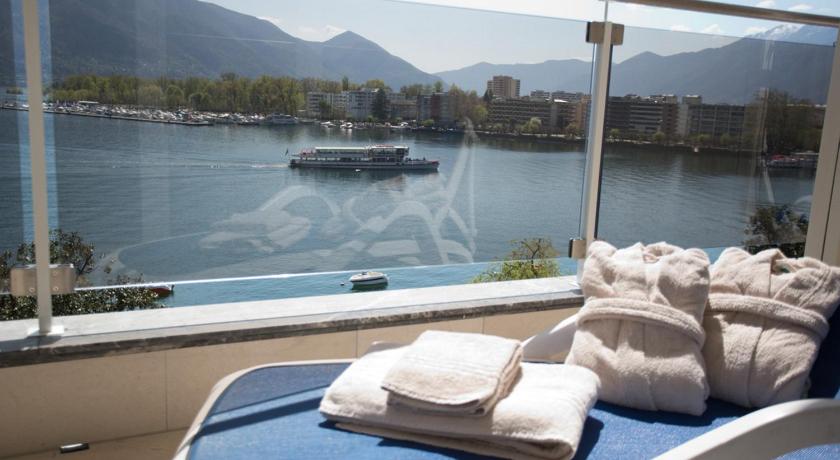 Image of Executive Room with Lake View 12