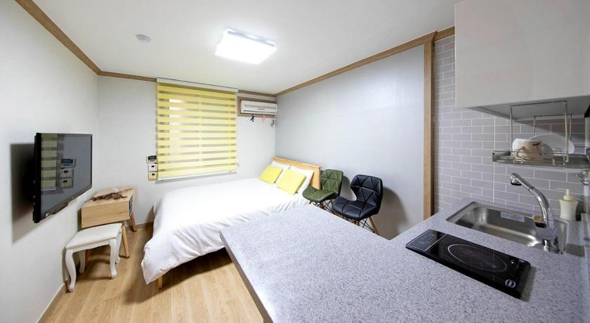 Image of Double Room 2