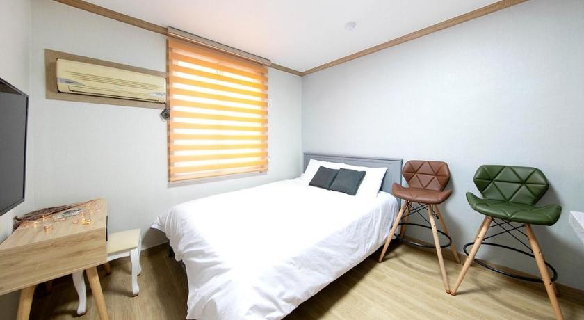 Image of Double Room 4