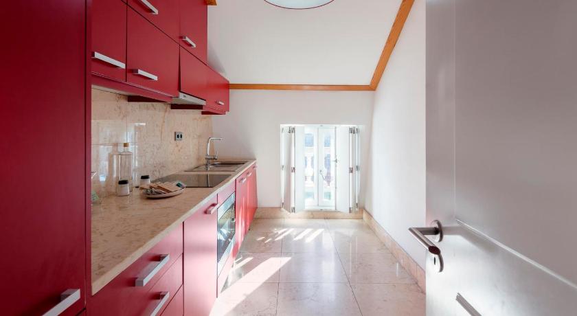 Palacio Camoes - Lisbon Serviced Apartments - image 15