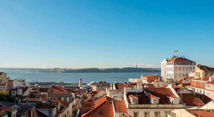 Palacio Camoes - Lisbon Serviced Apartments - image 14