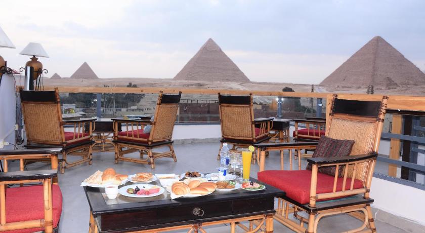 Pharaonic Pyramids Inn & jacuzzi - image 3