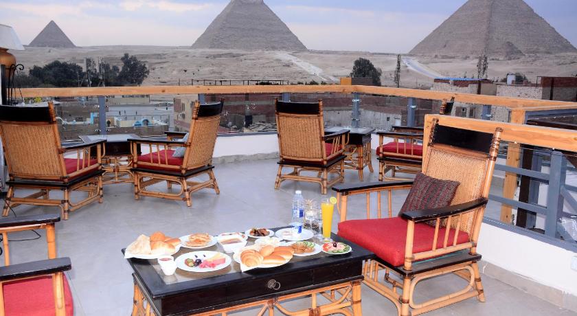Pharaonic Pyramids Inn & jacuzzi - image 7