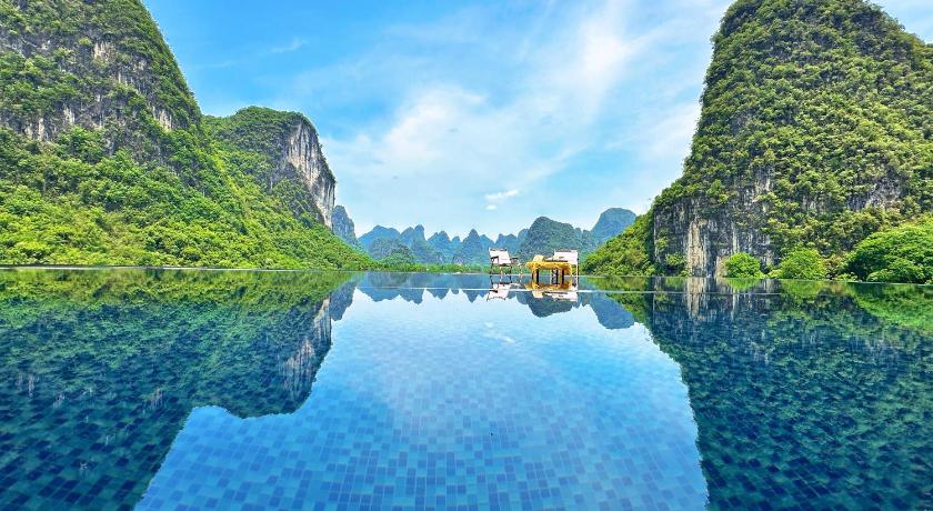 Yulong River Moonlit Mountain Resort with Western Breakfast - Rooftop Pool - Taiji at Sunrise - Free