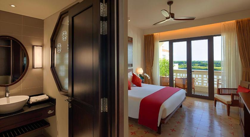 Image of Grand Deluxe Pool and River View Double Room 9