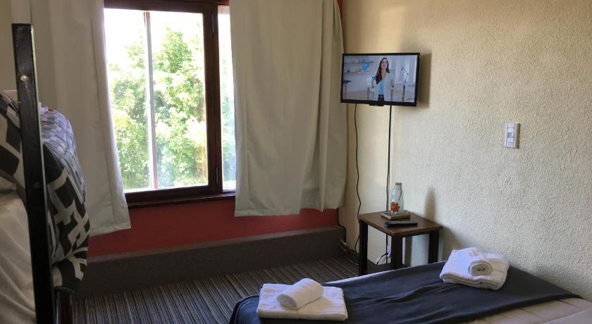 Image of Family Room with Private Bathroom 1