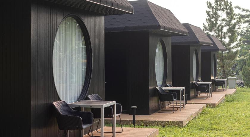 The Glamping @ARTOTEL Pelangi Park - image 41