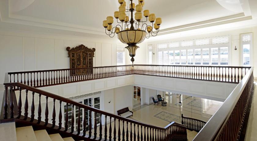 バリ Rumah Luwih Bali By IHG 5つ星 ホテル プール