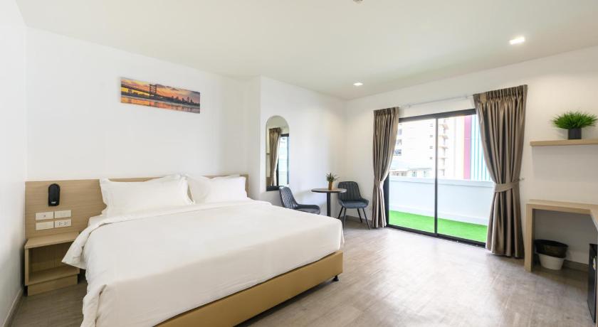 Global Hotel Pratunam Bangkok - image 2