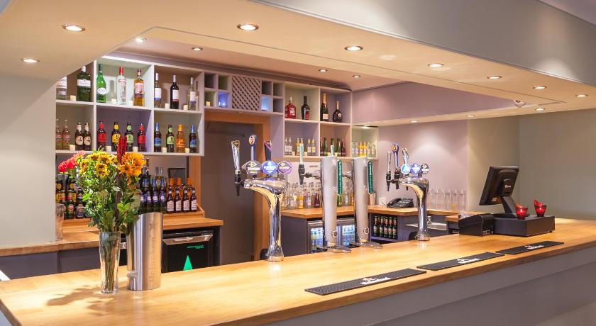 Bar/lounge