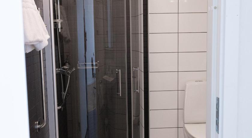 Image of One-Bedroom Apartment 8