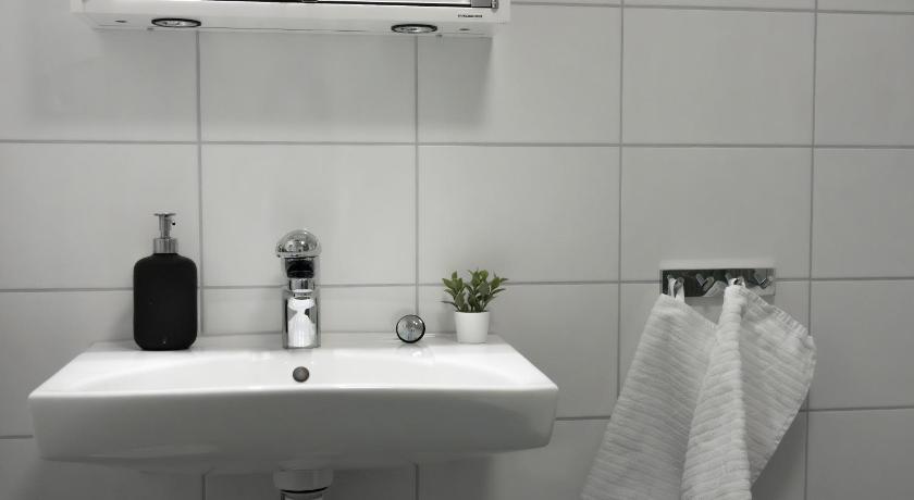 Image of One-Bedroom Apartment 7