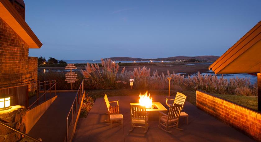 Bodega Bay Lodge