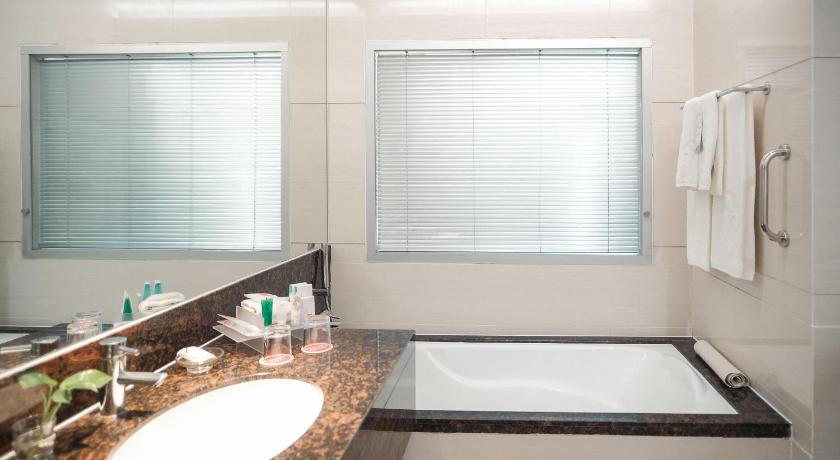 Kuva huoneesta Suite - 1 King Bed or 2 Single Beds 12