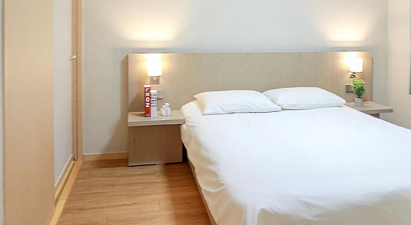 Image of Deluxe Room for 5 People 1