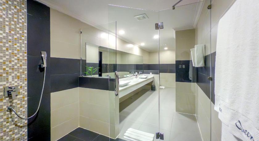 Image of Royal Suite Tower Building 8