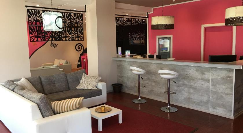 Italia Inn Hostel photo