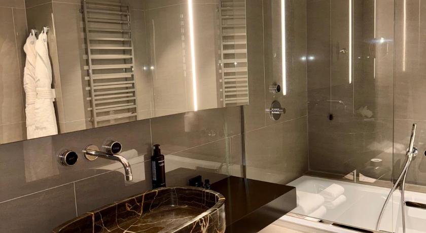 Image of Superior Room 10
