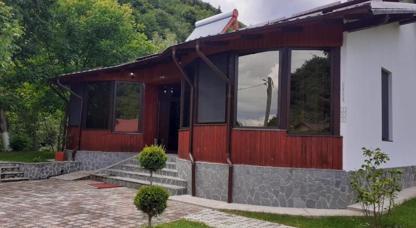 La Păstrăvărie Casa Iov