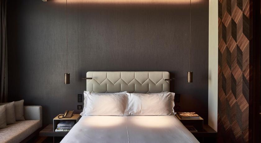 Image of Superior Room 7