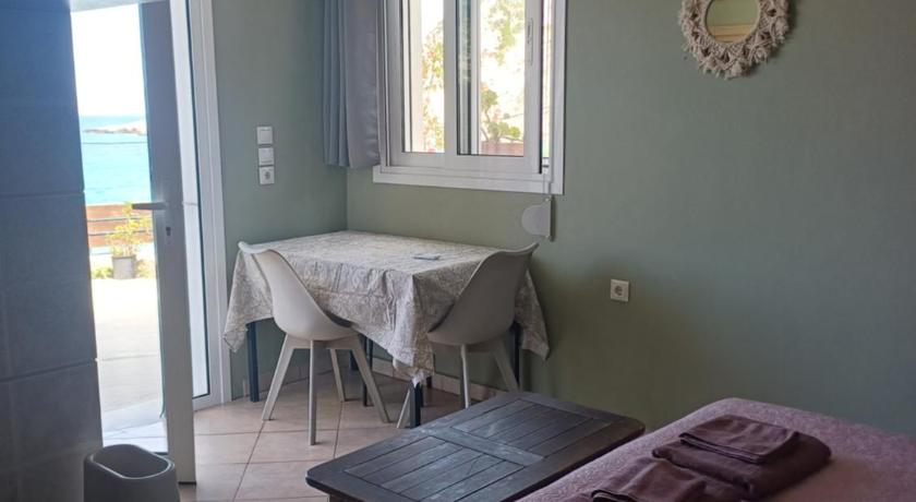 Image of Studio with Ocean View 14