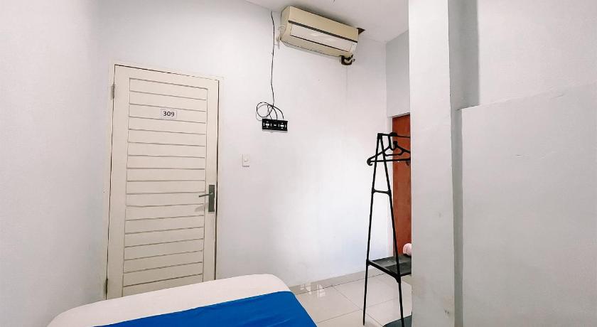 OYO 91283 Sg Premium Guest House - image 45