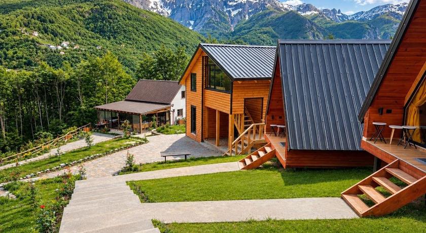 Guest House Astrit Villi