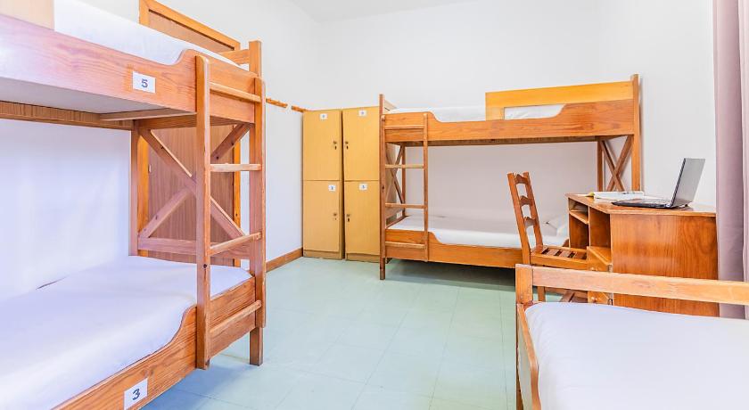 Image of Family Room 0