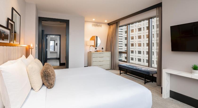 Image of Presidential Suite 15