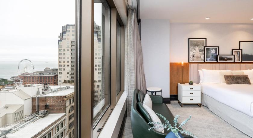 Image of Presidential Suite 13