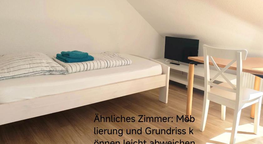 Image of Single Room with Shared Shower and Toilet 4